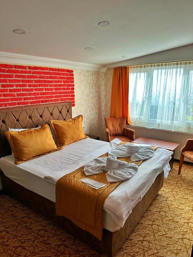בויוקצ'קמג'ה Rose Suite & Hotel מראה חיצוני תמונה