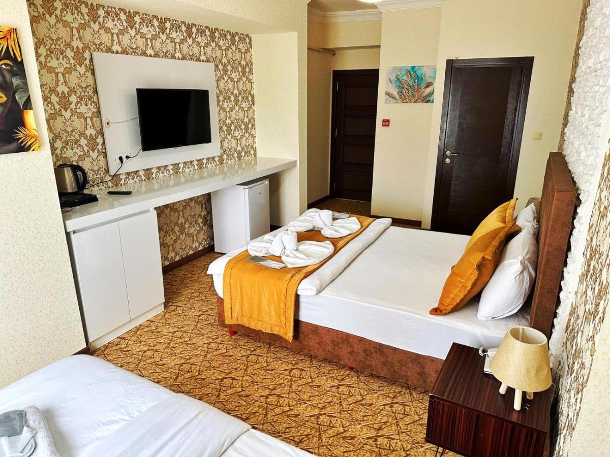 בויוקצ'קמג'ה Rose Suite & Hotel מראה חיצוני תמונה