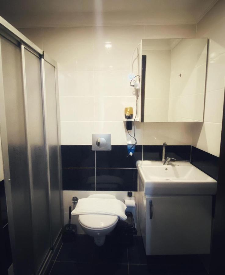 בויוקצ'קמג'ה Rose Suite & Hotel מראה חיצוני תמונה